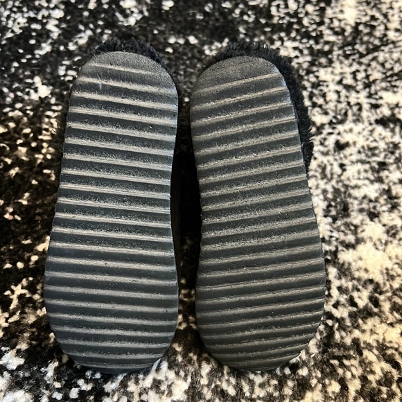 Kids boots- size toddler 8. - Picture 4 of 5